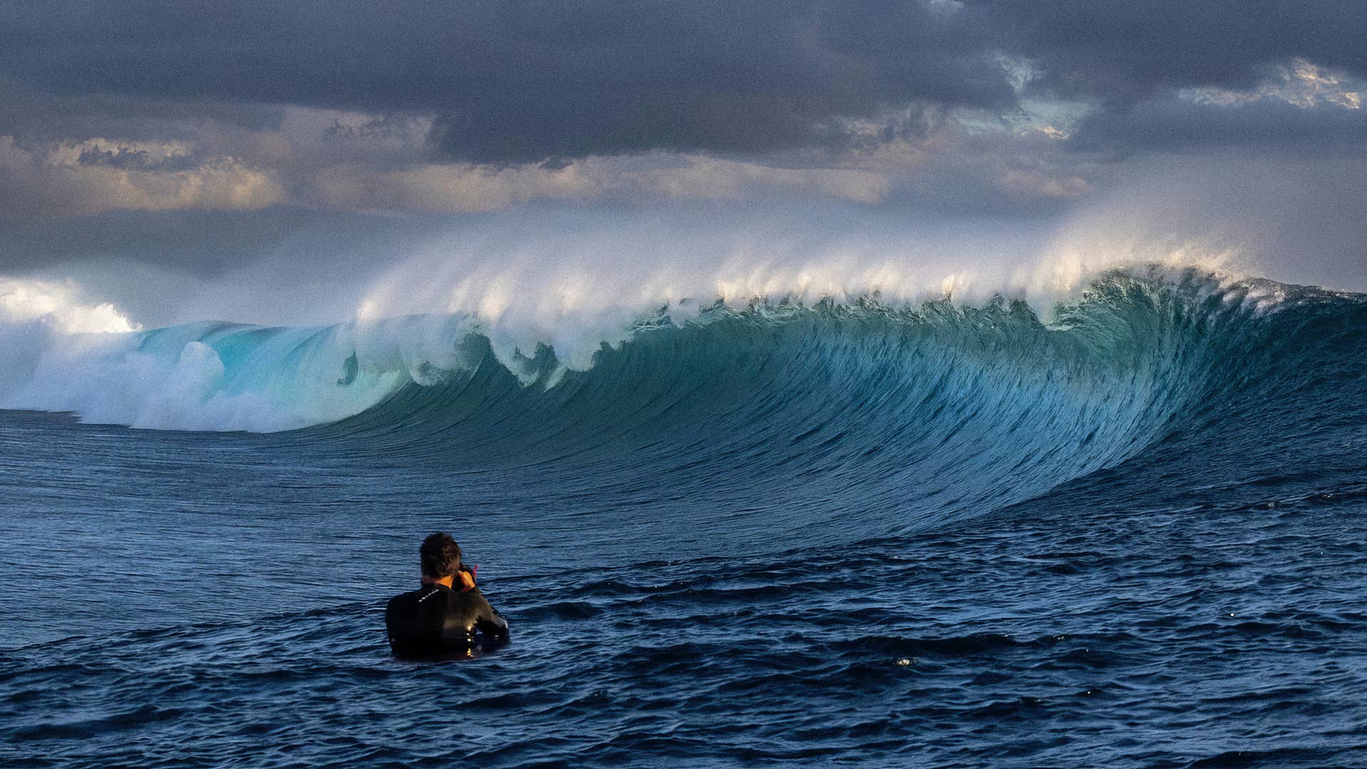 What's It Like to Photograph Olympic Surfing? - Surfer